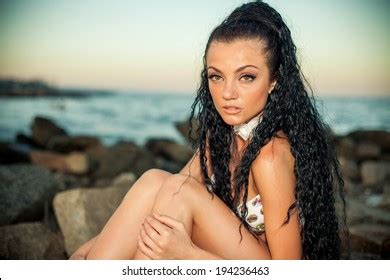 Sexy Woman Bikini On Tropic Sea Stock Photo 194236463 Shutterstock