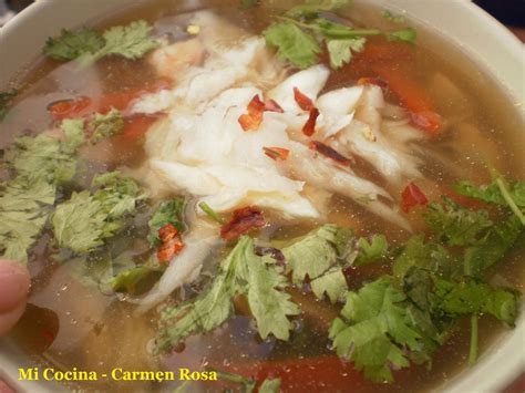 SOPA DE PESCADO PICANTE THAILANDESA TOM YUM PLA Mi Cocina