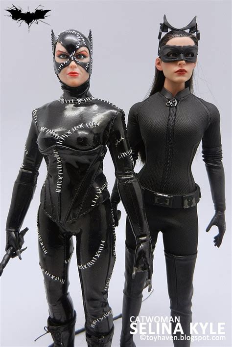 Toyhaven Comparison Pictures Of Hot Toys Catwoman With Batman Returns Catwoman Black Widow Bats