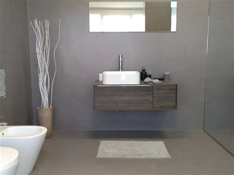 Idee Per Rivestire Il Bagno Con La Resina Ad Italia