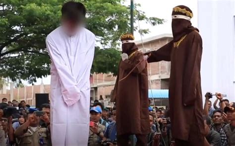 Two Indonesian Men Caught Having Gay Sex May Be Caned 100 Times