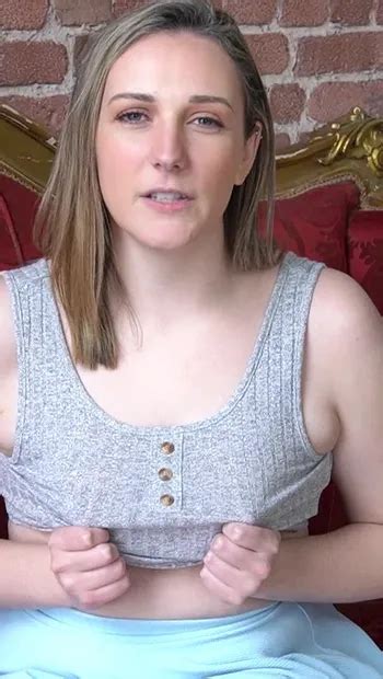 免费的 Spread Pussy 色情视频 xHamster