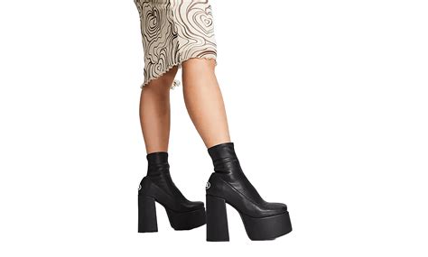 10 Trendy Naked Wolfe Dupes Steal The Style