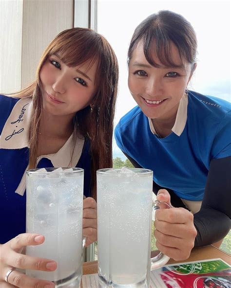 Mikiさんのインスタグラム写真 Mikiinstagram「久しぶりのえりちゃんとツーサム🩵 久しぶりの岬ゴルフ⛳️まさかの雨で海