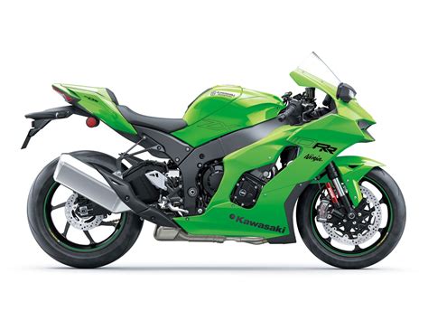 kawasaki net worth 2023