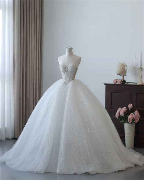 shopping for wedding dress 11