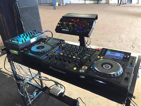 Pioneer Cdj 2000 Nexus Djm 900 Nexus And Rmx 1000 In Newcastle Tyne