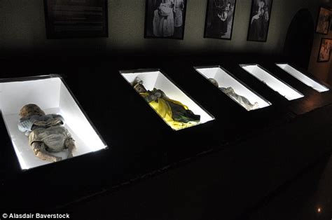 Mexico's Guanajuato Mummy Museum displays mummified bodies of the dead ...