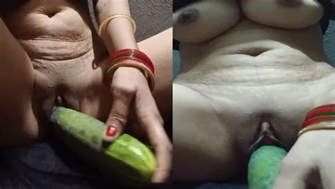 Bhabi Carrot Sa Lia Moja Or Nikala Pani Indian Cum On Feet Porn Xhamster
