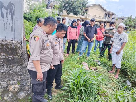 Jasad Bayi Ditemukan Membusuk Tersangkut Di Saluran Air Rempoa