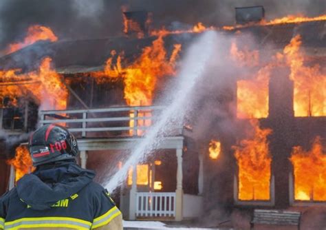 Incendie dans un entrepôt dessence de contrebande à Gafsa L écho