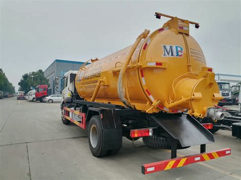 Faw M Vacuum Sewage Suction Tanker Truck Hubei Dong Runze Special