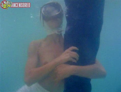 Mako Hattori Nude Pics Page 1