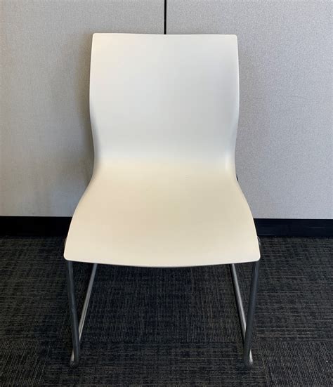 Teknion Nami in White