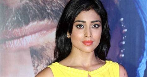 DESI ACTRESS PICTURES Shriya Saran Hot Photos At Policegiri Movie Special Screening Desipixer