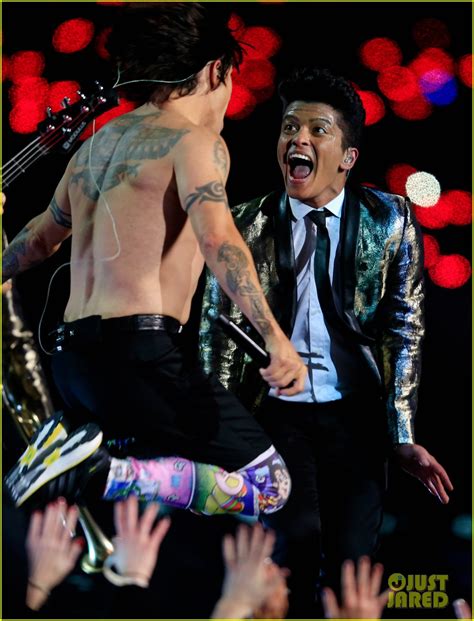 Bruno Mars: Super Bowl Halftime Show 2014 (Video) - WATCH NOW!: Photo ...