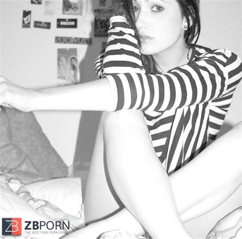 Sate Tribute And Spunk On Me ZB Porn