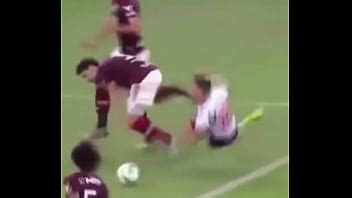 PIKACHU PASSANDO A PIROCA SEM MANTEIGA NO ESPANHOL XVIDEOS