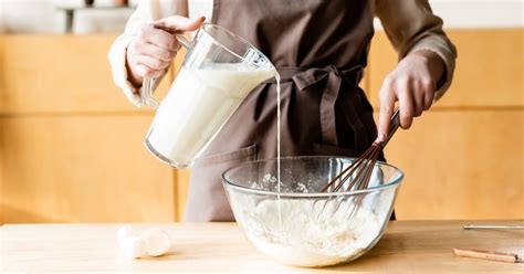 How Many Cups Are In A Liter With Conversion Chart Kitchensanity