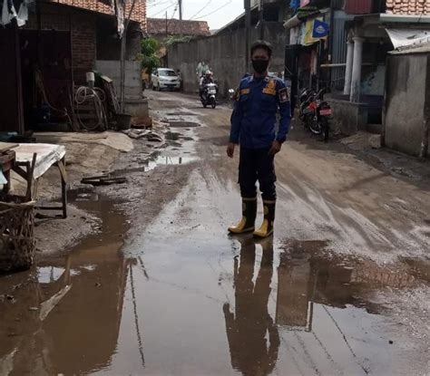 Kepala Keluarga Terdampak Banjir Rob Di Teluknaga