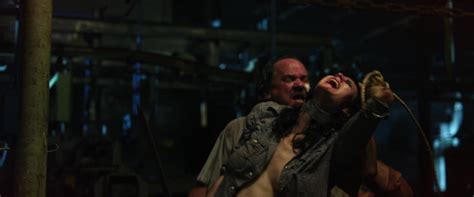 Naked Alexandra Daddario In Texas Chainsaw 3D