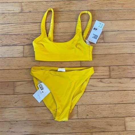 Hot Sexy KrysV Bikini Pics