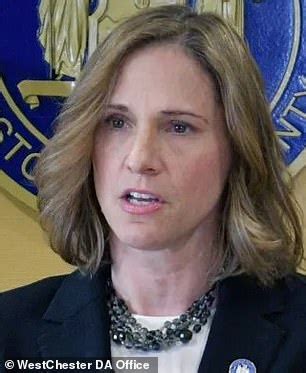 8 Hot Sexy Mimi Rocah Bikini Pics