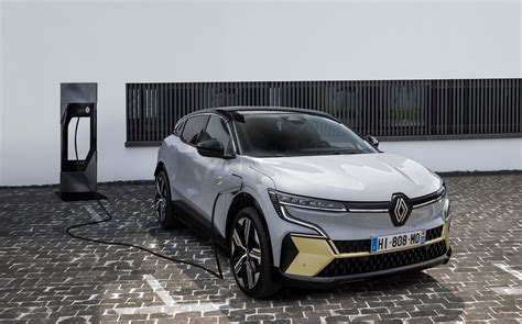 Renault Mégane E Tech Electric unveiled for 2022 launch with 292 mile range