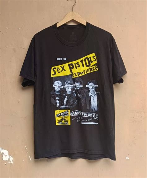 Sex Pistols Experience Black Tee Fesyen Pria Pakaian Atasan Di Carousell