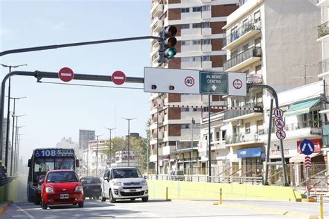 Premio A Los Pasos Bajo Nivel Av San Mart N Y Av Constituyentes