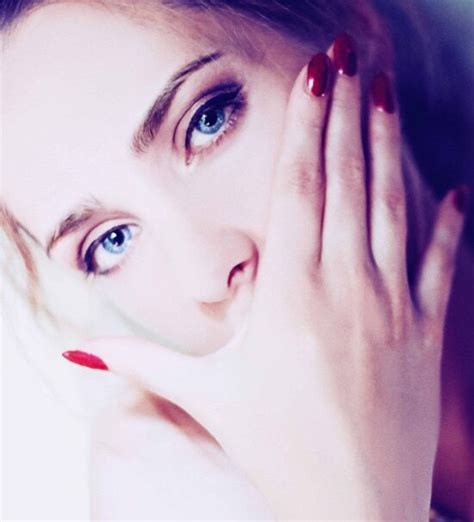 Free Picture Blonde Hair Gorgeous Woman Glamour Fashion Skin Pretty Lips Eye Face