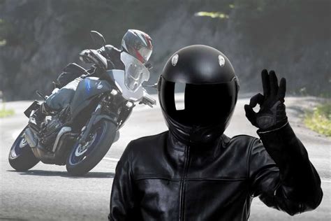 Né giapponese e né italiana questa naked è diversa da tutte mercato delle moto stravolto