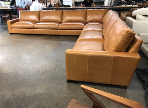 Chestnut Leather Corner Sofa Baci Living Room