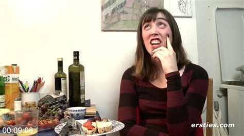 Ersties Cute Amateur Fiona Plays With Her Hairy Pussy Intporn Forums