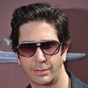 David Schwimmer - Age, Family, Bio | Famous Birthdays