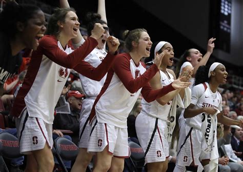 Alanna Smith’s big night propels Stanford past Washington