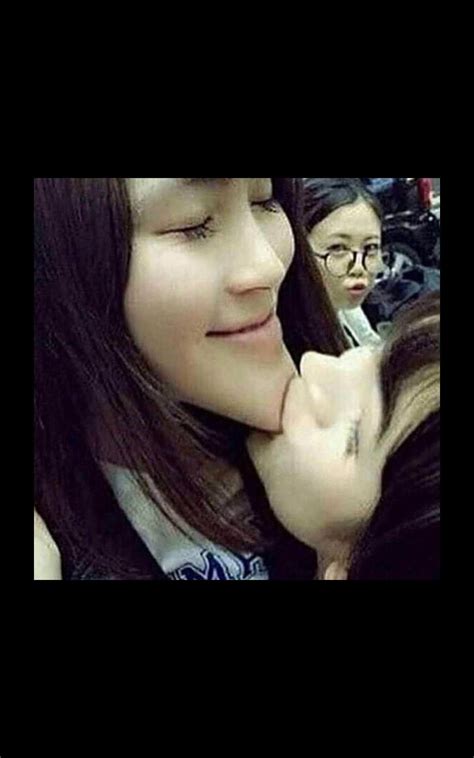 That S How Lesbian Kiss Work Memes Amino
