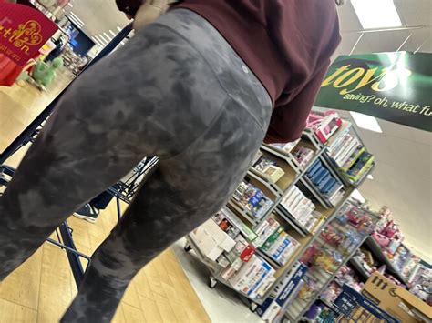 Nice Lulu Ass With A Face Pic Sexy Ass Thigh Gap Spandex Leggings Yoga Pants Forum