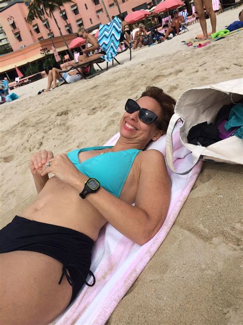Classy Beach GILF Nudes Gilf NUDE PICS ORG