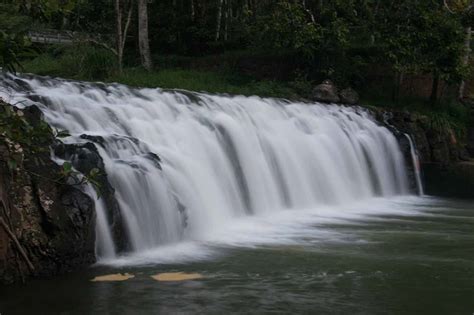 Malanda Falls Wide Swim Hole Falls In Atherton Tablelands