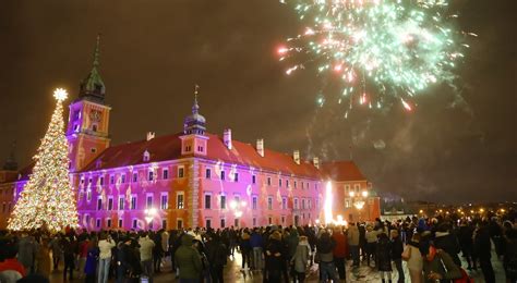 Poland Says Goodbye To 2021 Rings In 2022 English Section