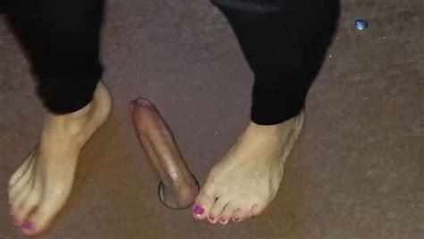 Forumophilia PORN FORUM VIP Cock Crushing CBTrampling Page