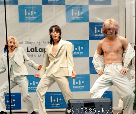 Pin By Men Collector W Rizz On OnlyOneOf Hot Korean Guys Reaction Pictures Funny Tweets