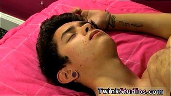 Sexo amor gay porno culo película Tyler Bolt y Jason Alcok están en la
