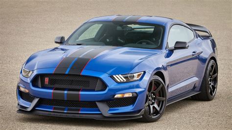 Top Dual Color Stripes On The Mustang Themustangsource