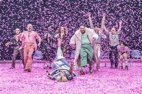 First-look Photos: Much Ado About Nothing starring Tom Hiddleston