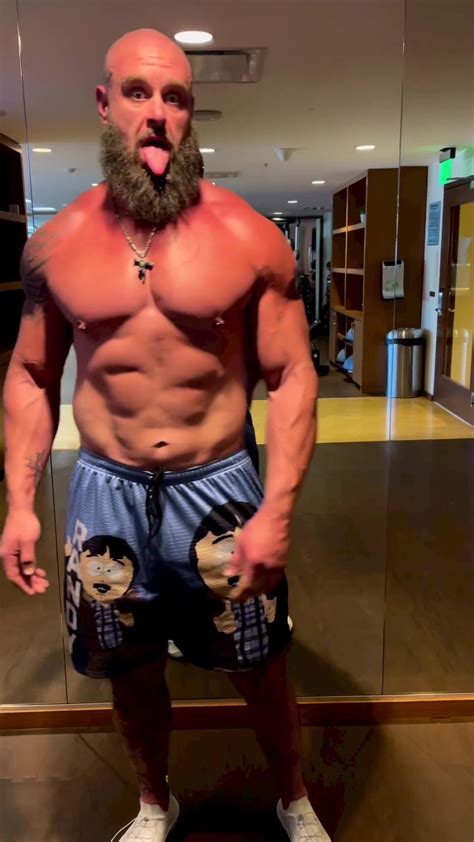 Braun Strowman Unveils Body Transformation Ahead Of Wrestlemania Wwe