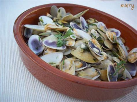 Coquinas De Huelva Al Ajillo Receta Petitchef