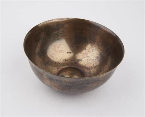 replica  saxon sinking bowl water clock  science museum
