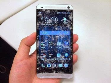 Celular Com A Tela Quebrada - Tela quebrada: o que fazer quando acontecer com seu celular